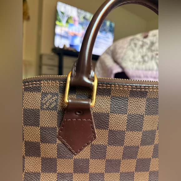 Louis Vuitton Damier Alma - Picture 3 of 16